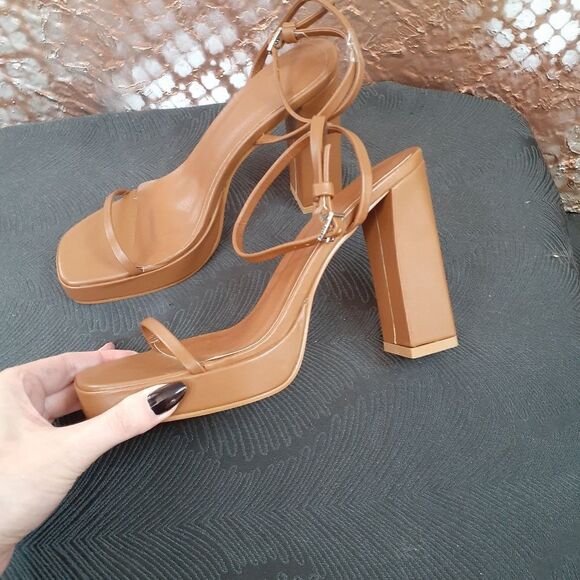 NWT Billini "Tahni" Faux Leather Strappy Platform Heels - Picture 6 of 16